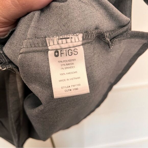 Figs scrub top grey size large - Picture 3 of 6